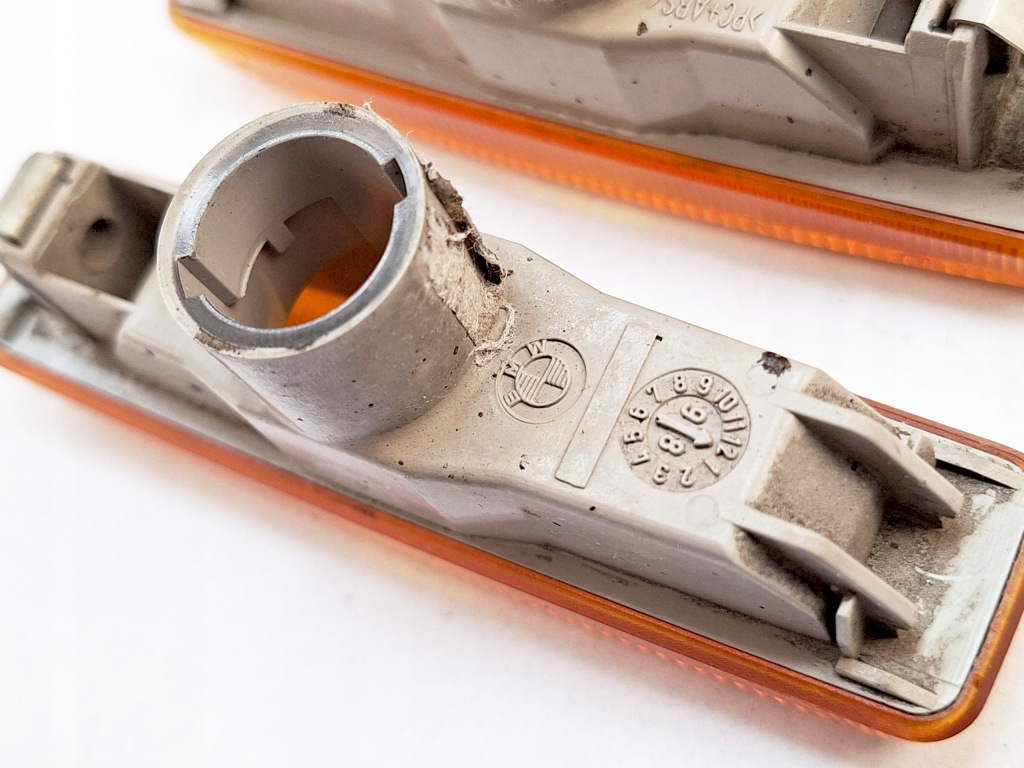 фото №15, Поворотник bok крыло левый правый bmw 5 m5 e39 kombi sedan 2 szt