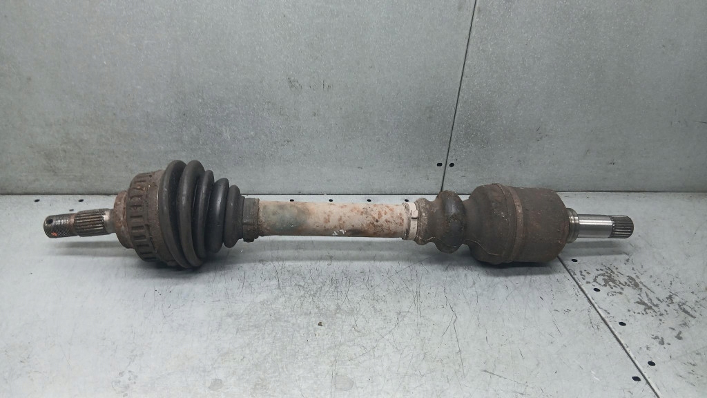 фото №1, Приводной вал левая перед citroen xsara picasso i 01r 1.8b kombi