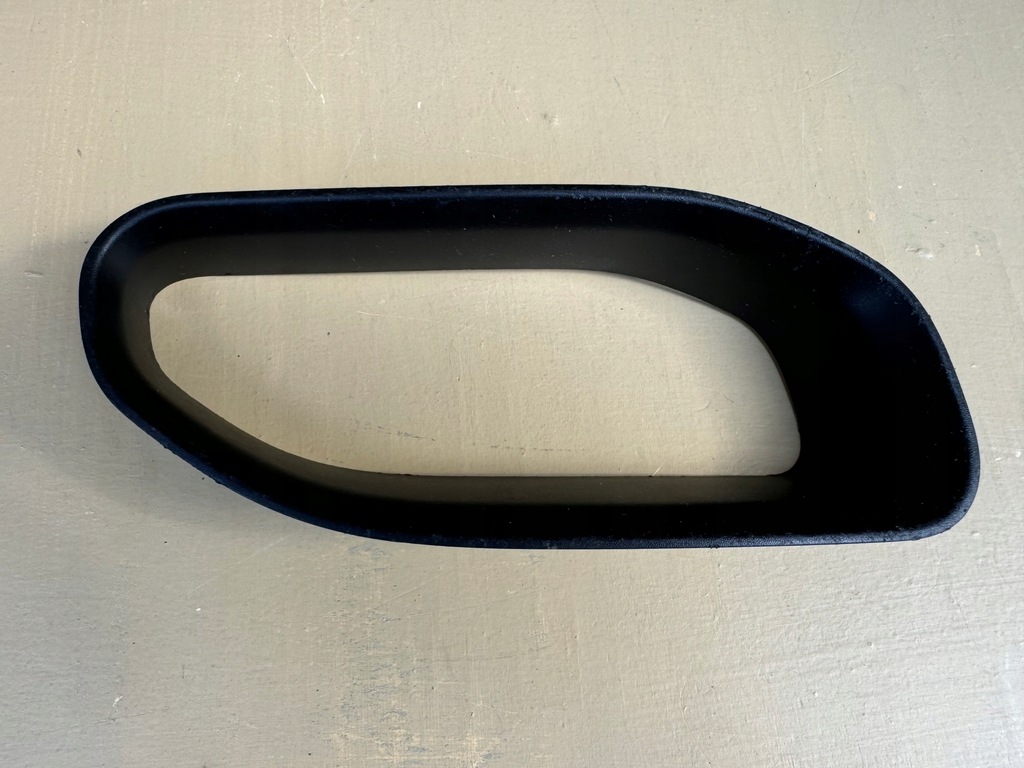 фото №1, Dodge ram 19r- решётка решётка радиатора бампера левая перед передняя 88274597