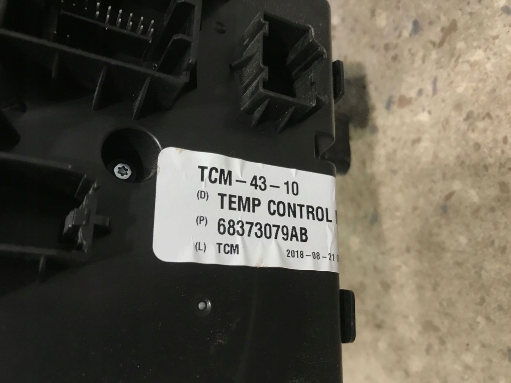 фото №10, Chrysler pacifica 2019 обігрівачі