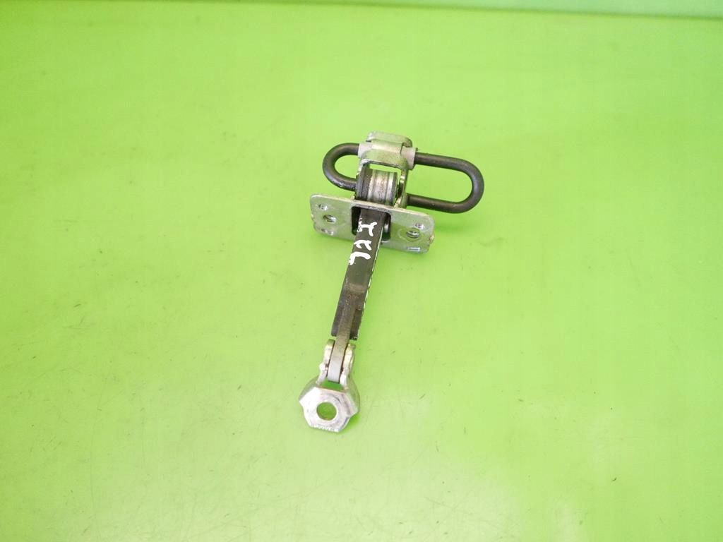 фото №1, Ограничитель дверь правый задняя lancia musa i fl 07-