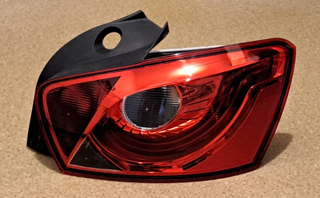 фото №1, Seat ibiza iv лампа правий задня x112