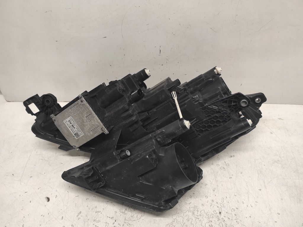 фото №9, Skoda kodiaq 16- лампа правая перед 566941016h