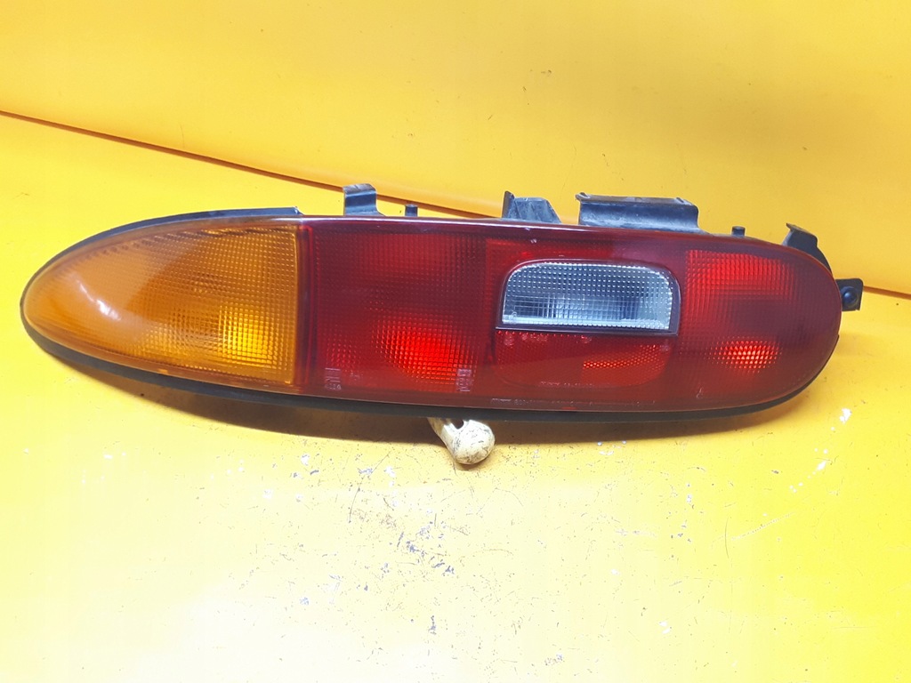 фото №1, Лампа задняя левая mazda mx3 91-98r kotto