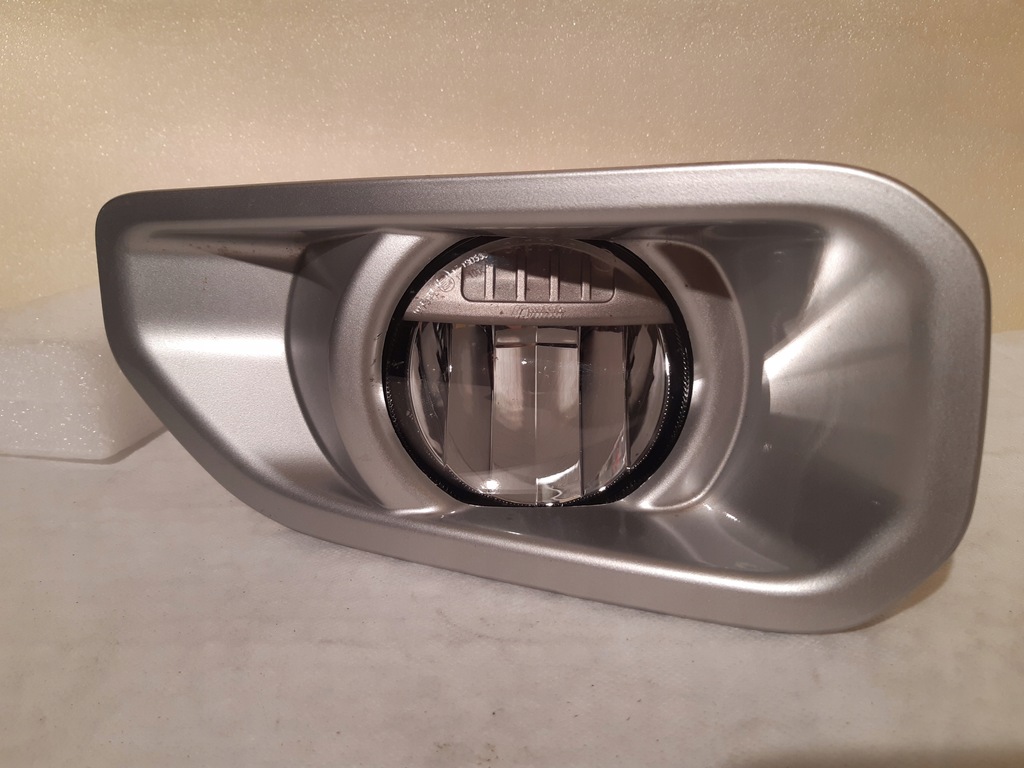 фото №1, Jeep wrangler jl противотуманная фара правый оригинальный