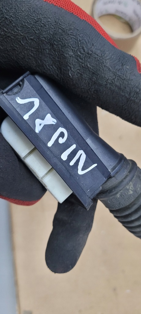 фото №13, A6 c7 s6 штекер колодка дверь 18pin камера 4h0972702