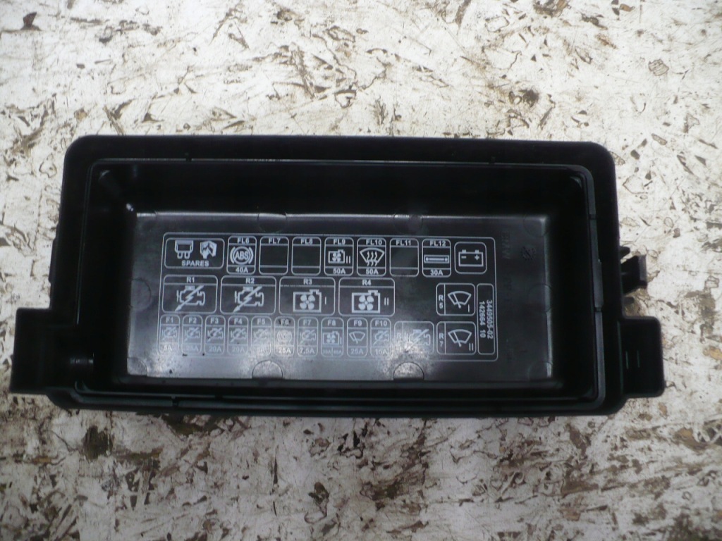 Mini cooper r55 r56 r57 r60 r61 крышка коробка предохранителей 9240946 Цена