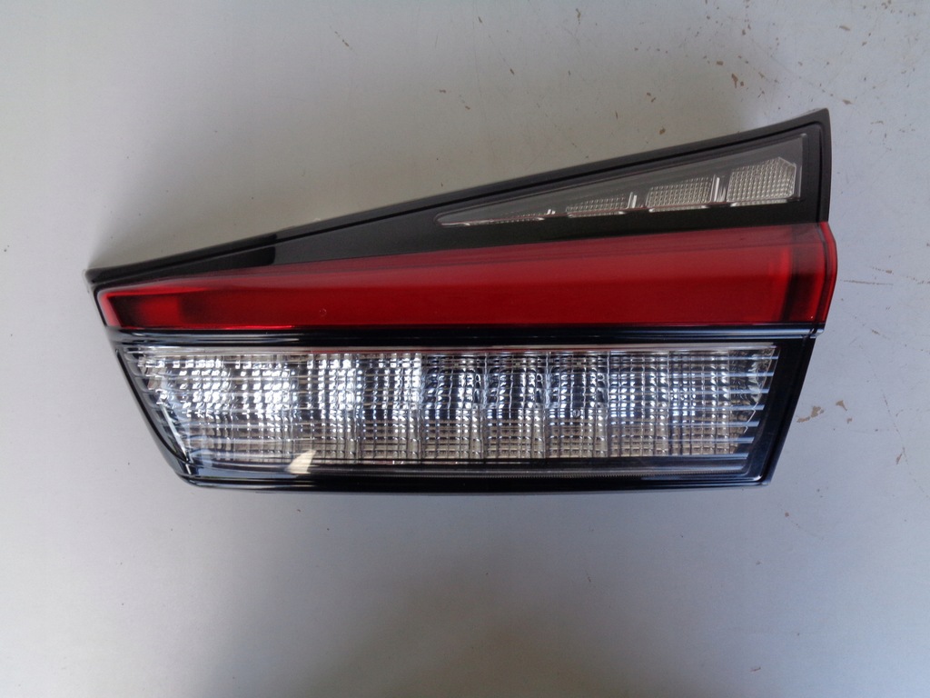 фото №1, Лампа правая задняя w крышка mitsubishi asx 20- led