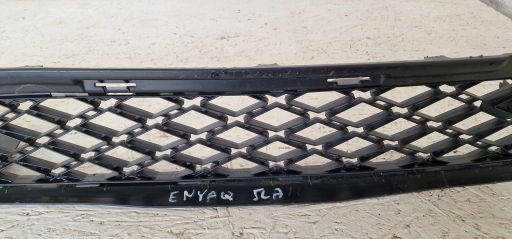 фото №10, Skoda enyaq 5la решётка средняя бампера