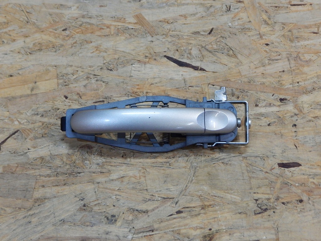 фото №1, Vw t5 caravelle multivan ручка правая перед ld1w