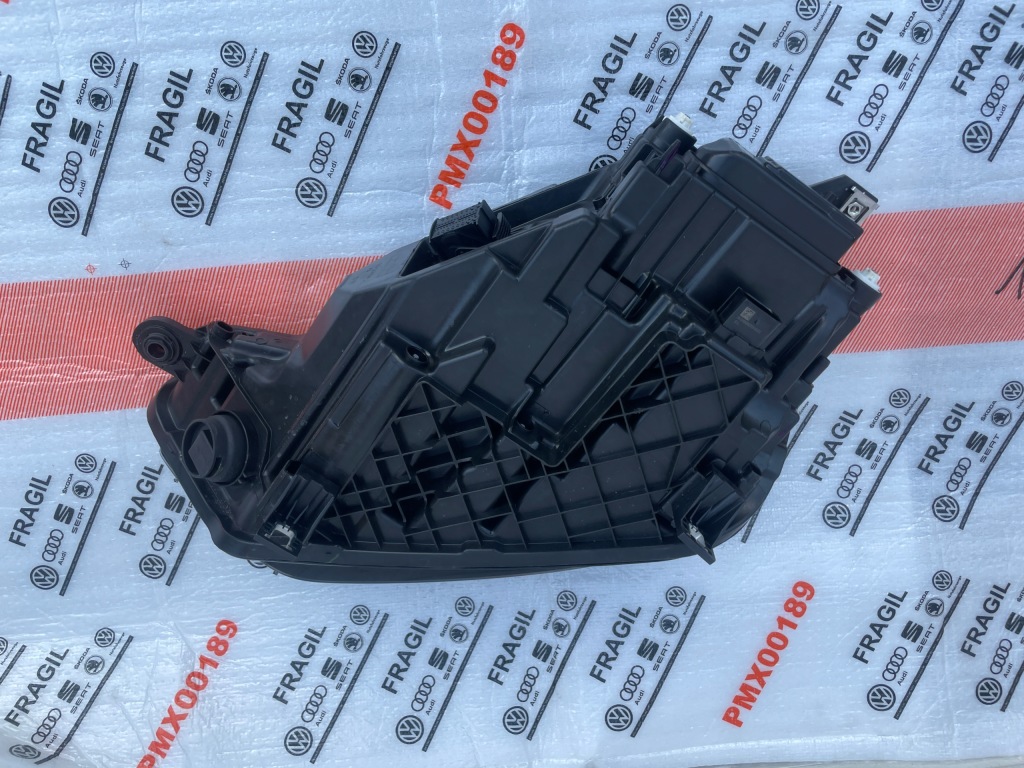 Q5 2 80a фара full led matrix левая правый  идеальная Киев