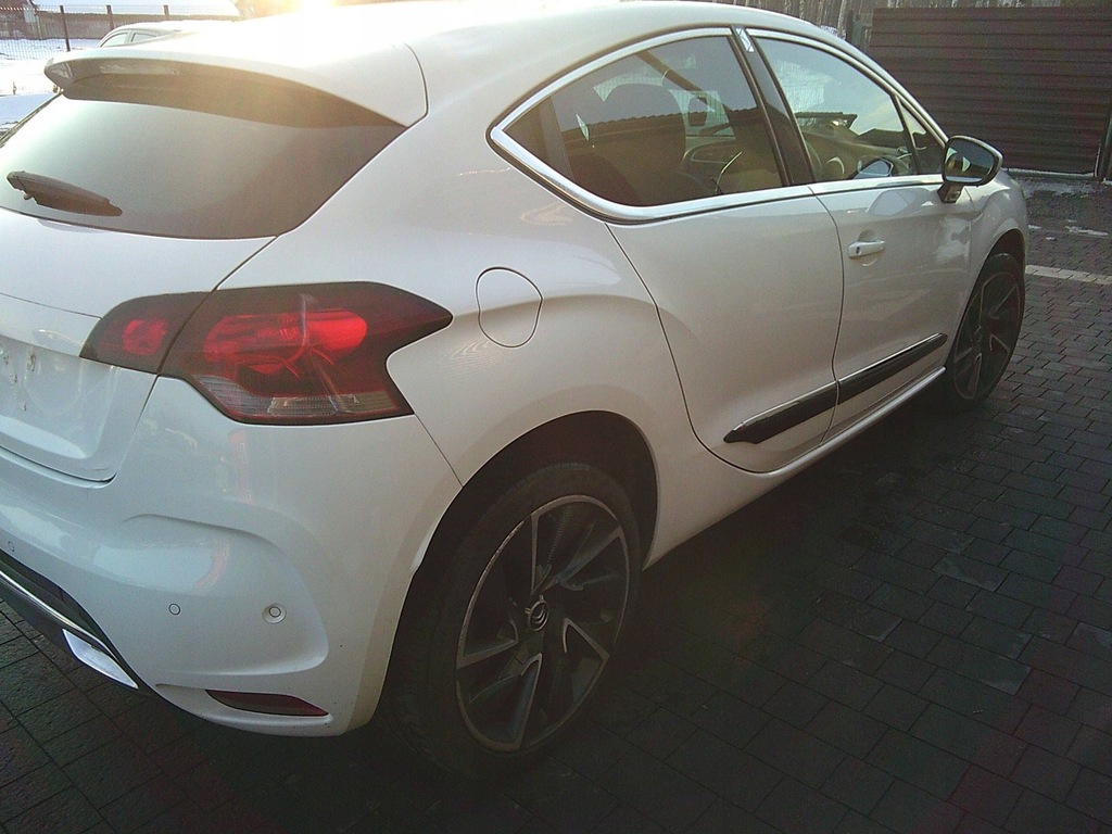 фото №1, Крыло четверть правый задняя citroen ds4 ewp