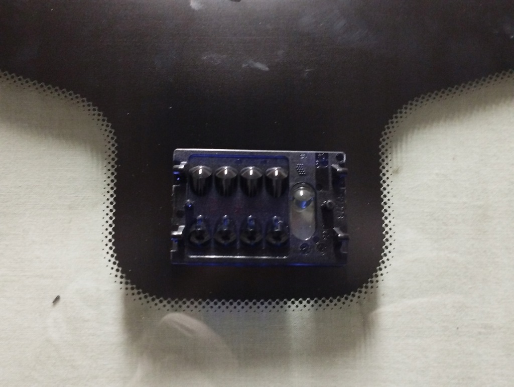 фото №3, Стекло передняя mini r56 2006-2014 датчик