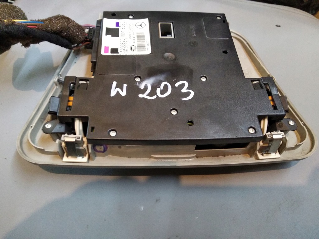 фото №5, Mercedes-benz w203 лампа потолочный a2038201001