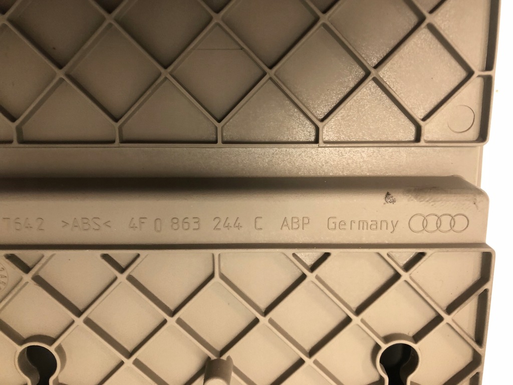 фото №5, Решётка обдув задняя туннель audi a6 c6 4f0863244c