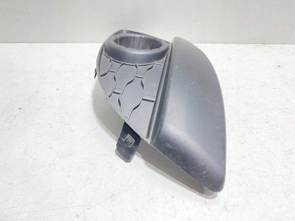 фото №10, Renault twingo ii 2008 левая сторона решётка радиатора радиатора / решётка радиатора