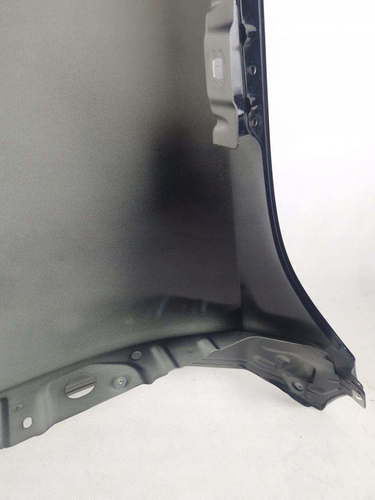 Mercedes c-klasa a206 крыло  передний правый  a2068810600 handan040 Недорого