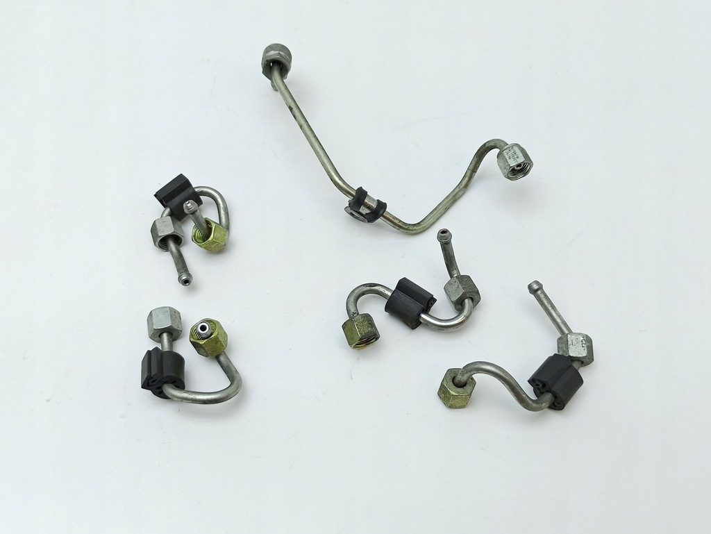 фото №11, Audi a4 s4 b9 8w 2020 комплект шланг топливный форсунки 04l130321c