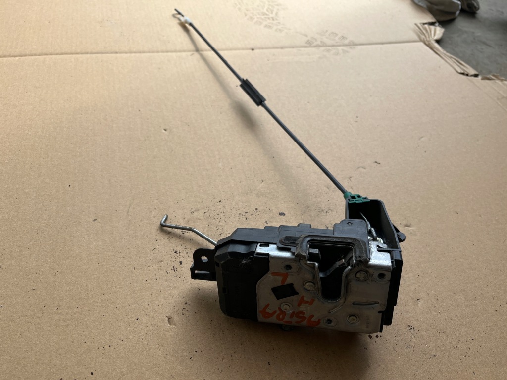 фото №4, Лівий передній замок двері opel astra h 13128111