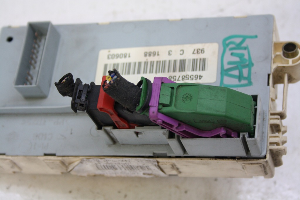 фото №14, Коробка предохранителей alfa romeo gt 1,9 jtd 46558758