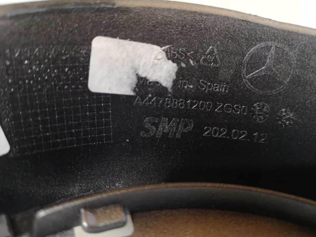 фото №7, Mercedes vito, v-klasa w447- рамка решетка