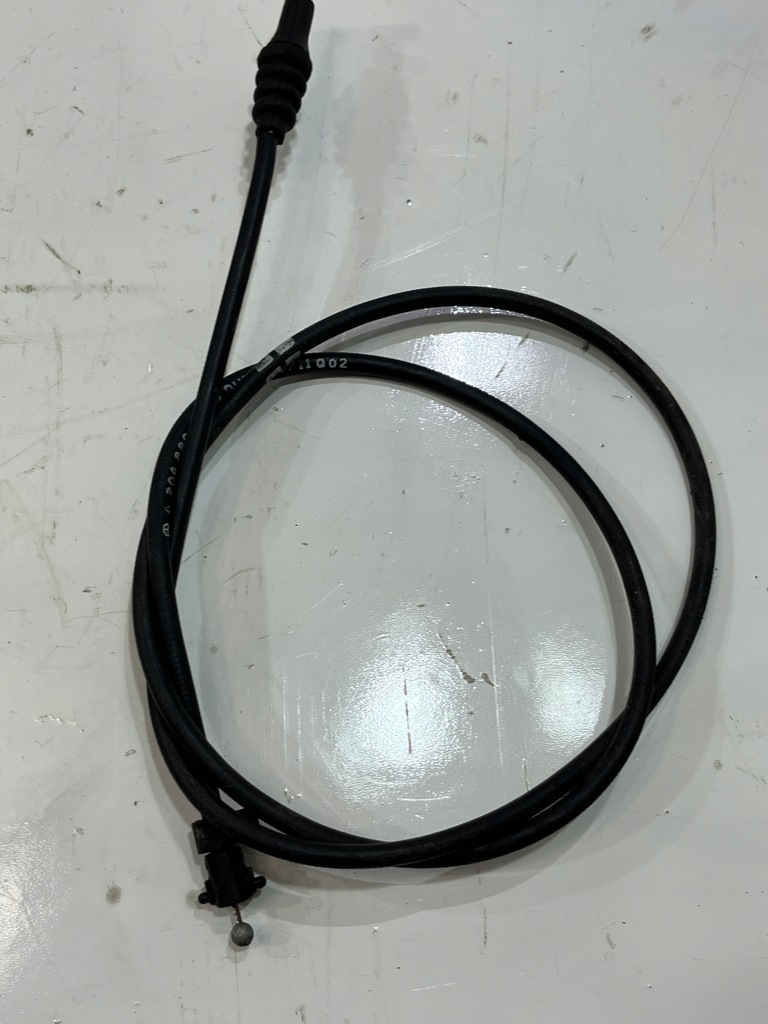 фото №1, Трос капот mercedes w204 a2048800559