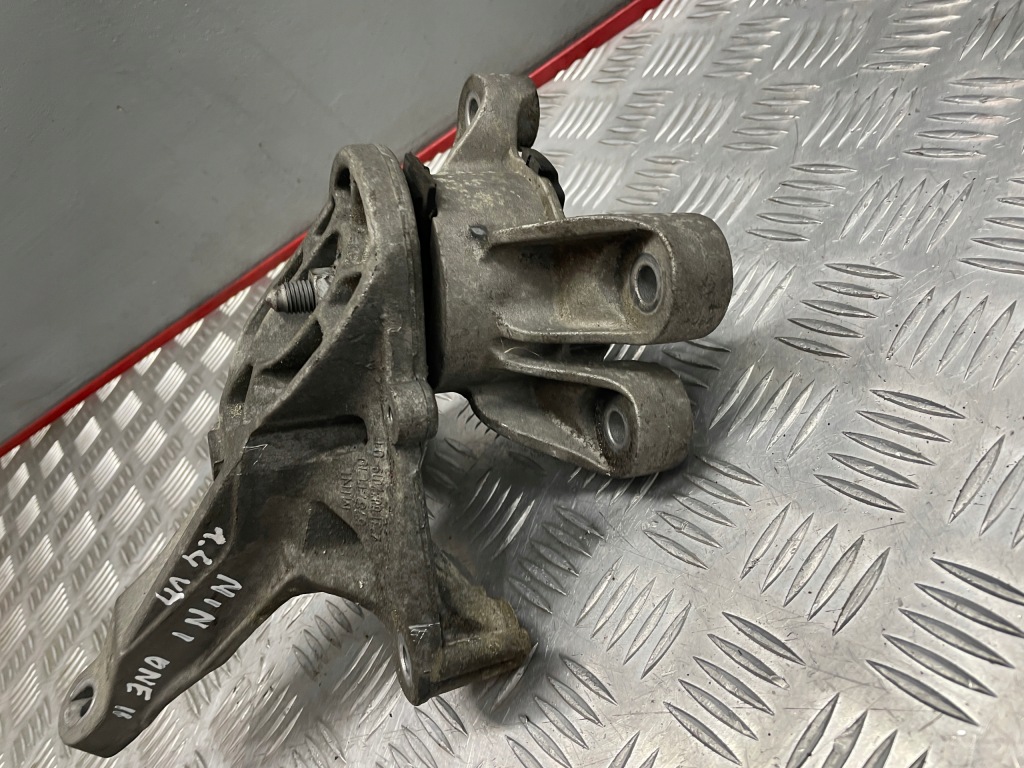 Подушка коробки ліва mini one 2 r56 1.4vti 06-13 Недорого