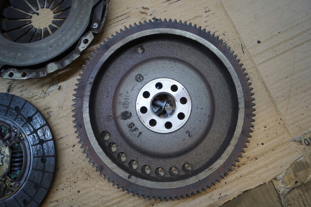 фото №9, Зчеплення диск притиск toyota auris 1.6 b 1zr-fae