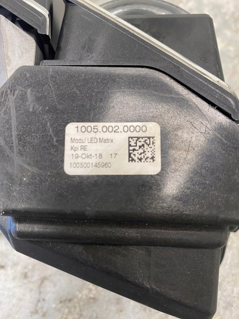 Audi q7 4m линза проектор matrix фара правый перед led с Разборки