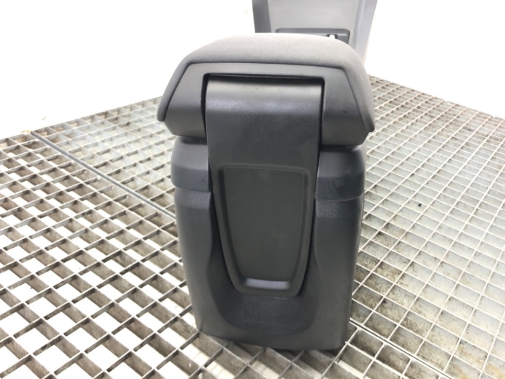 фото №5, Туннель средний volvo v40 хэтчбек 01302307