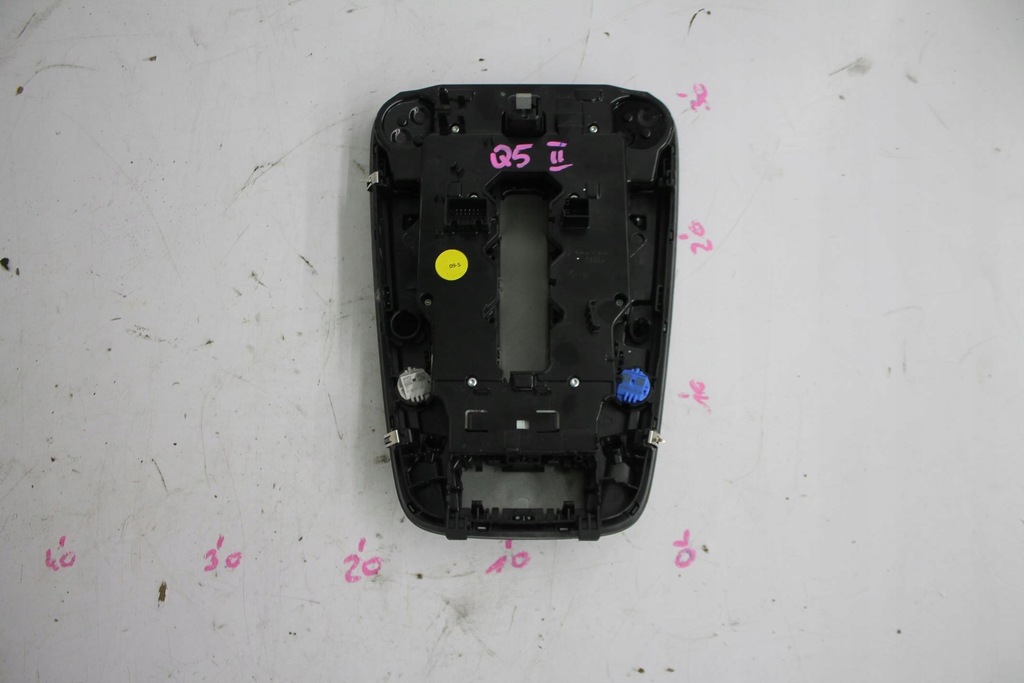 фото №2, Лампа освещение кабины перед audi q5 ii s-line