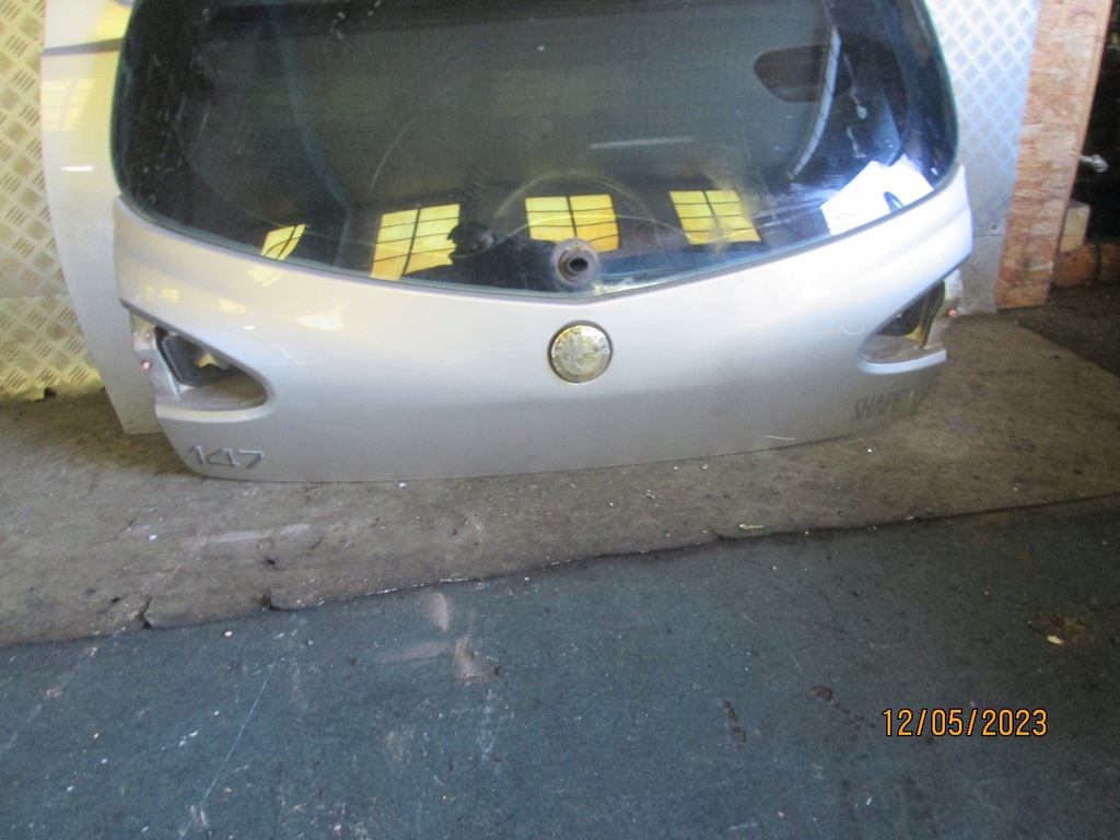 фото №5, Крышка багажника задняя багажника alfa romeo 147 3d 235