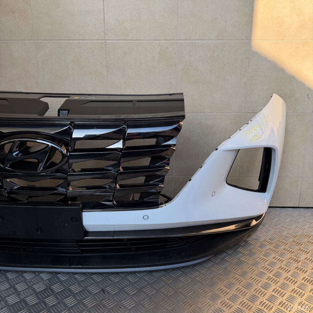 Бампер передній комплектний  hyundai tucson iv 2023 рік 4 pdc в Україні