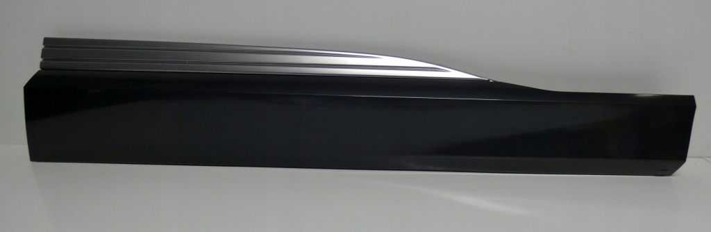 фото №1, Audi etron e-tron 4ke853060a/b молдинг дверь левая