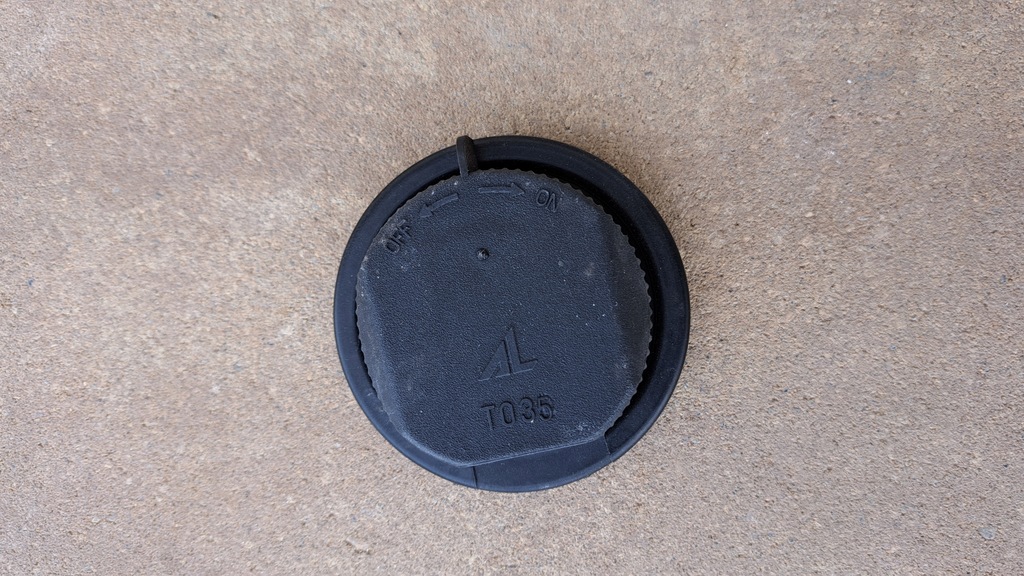 фото №1, Ford b-max заглушка лампы