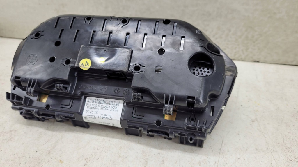 Bmw 2 f45 лічильник прилади 9295445 в Україні