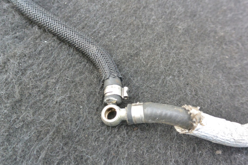 Шланг труба радиатора 4.2 tdi audi q7 4l a8 d3 Оригинал