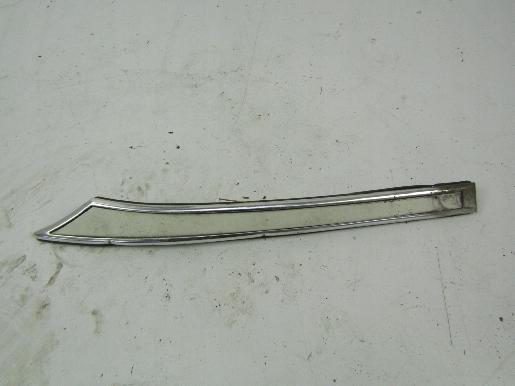 фото №1, Mercedes 123 w123 молдинг крила задня задній лівий 4d