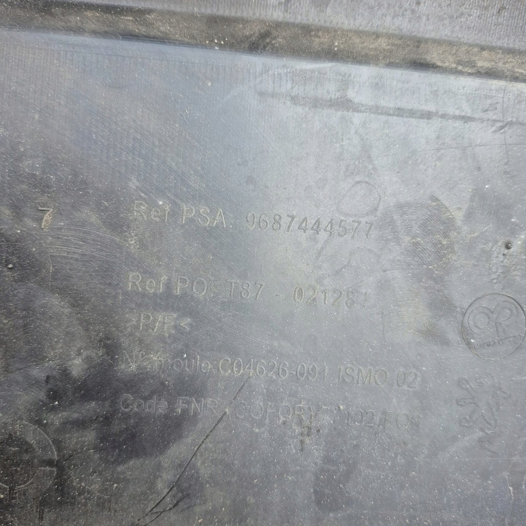 фото №12, Peugeot 5008 i 1 09-13 бампер перед передний