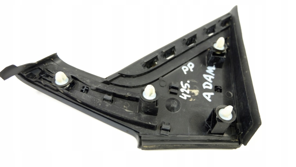 Opel adam захист заглушка крила права 476934682 Зі Шроту