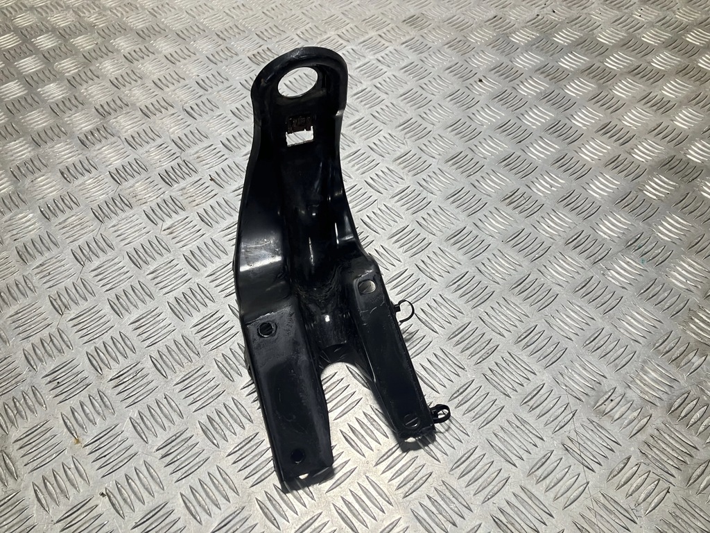 фото №2, Кронштейн радиатора левая mercedes slk r172