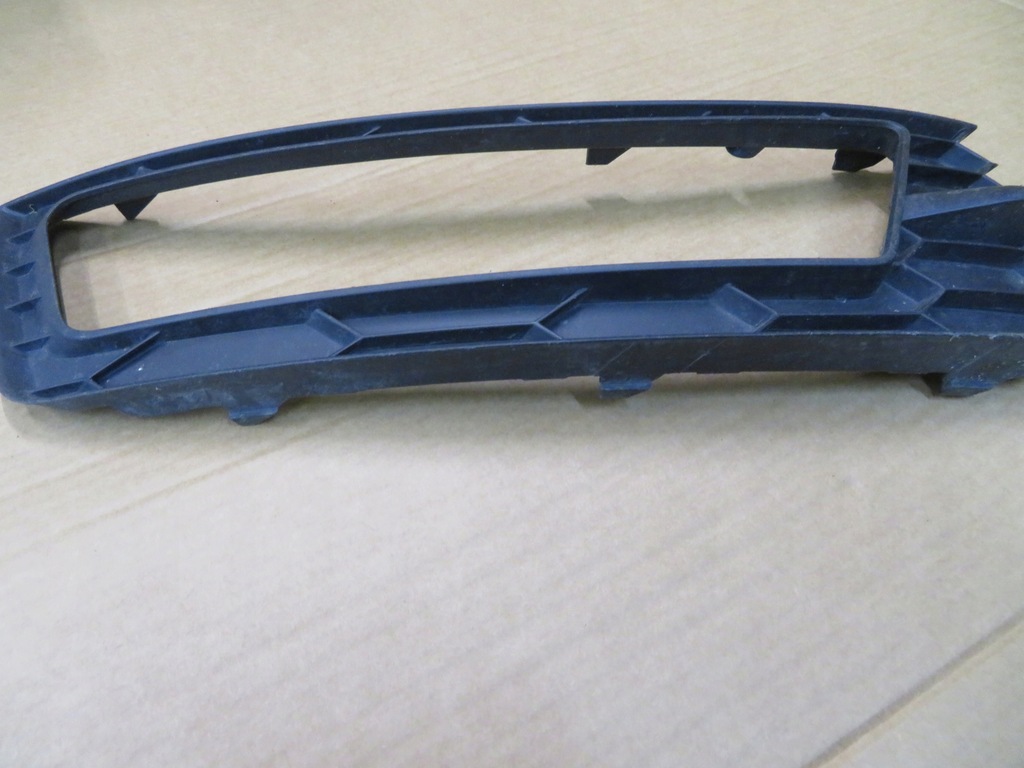 фото №4, Решітка радіатора решітка w бампер права skoda rapid 2012-