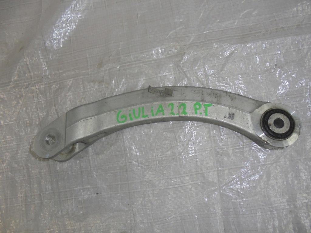 фото №1, Рычаг правый задний alfa romeo giulia 2.2