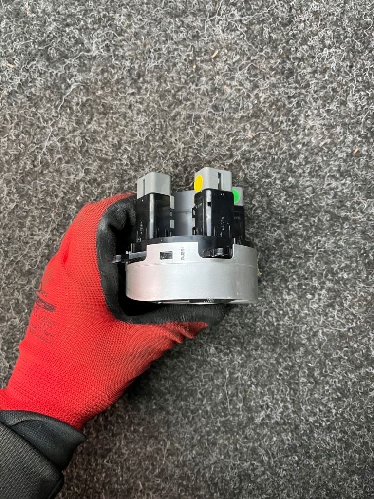 фото №7, Переключатель выключатель света аварийных ssang yong kyron 8520109010