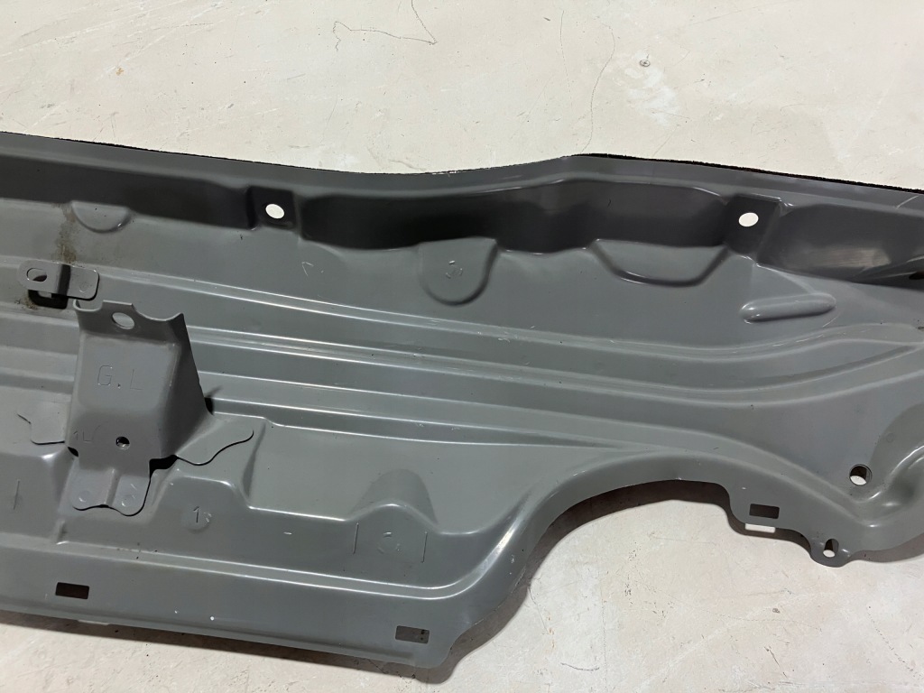 фото №4, Toyota yaris iv жабо металевий