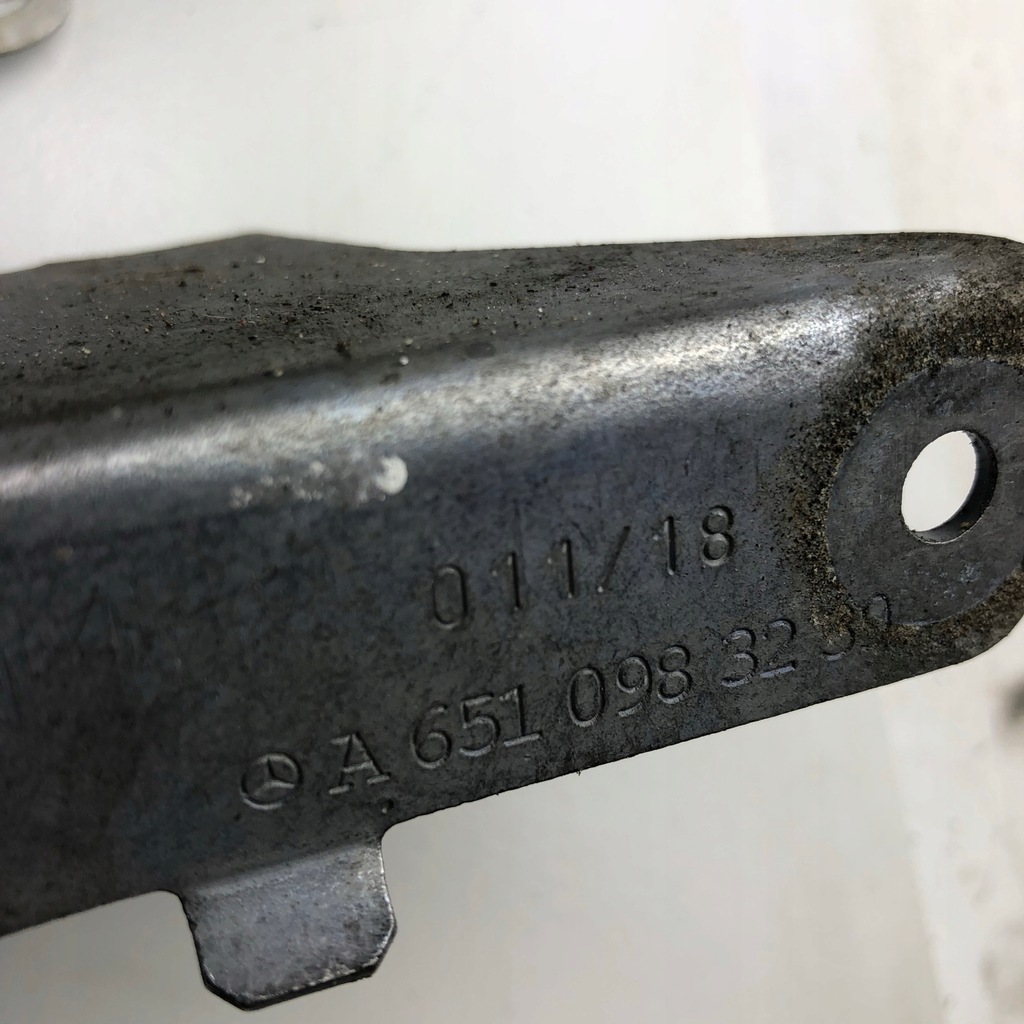 фото №6, Кронштейн кронштейн крепление mercedes sprinter vito 2.2 2018