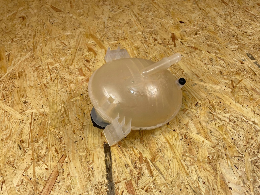 фото №5, Бак бачок расширительный ford fiesta mk8 ecosport ii gn11-8a080-aa