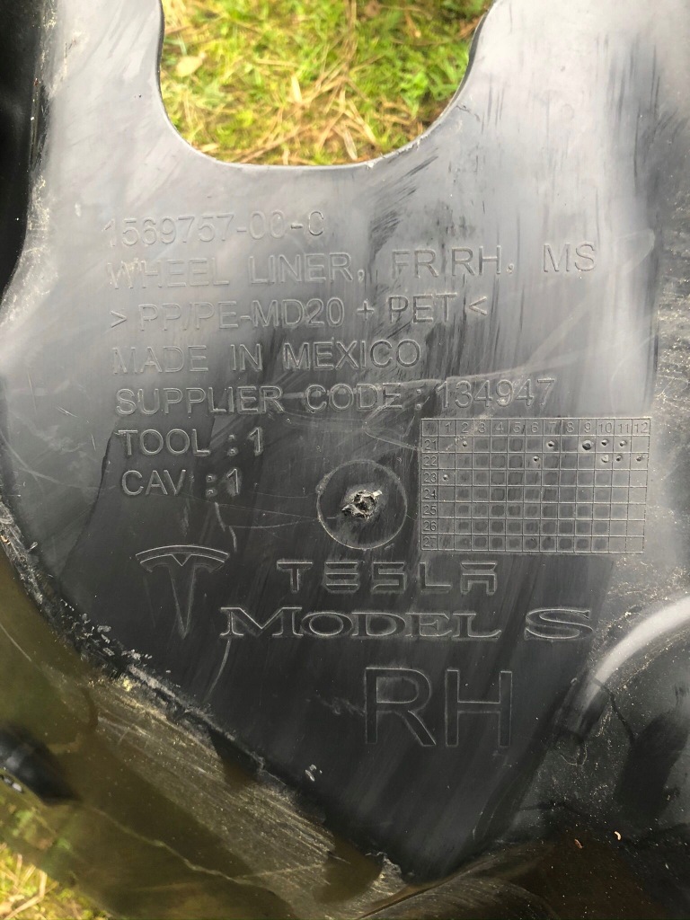 фото №3, Подкрылок правое tesla model s plaid