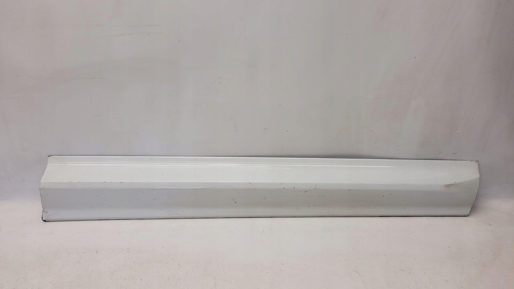 фото №1, Volvo xc60 ii молдинг дверь правая перед 31440302