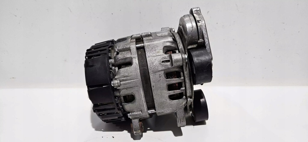 фото №8, Генератор audi a6 c8 a7 14v / 210a 04l903018bx